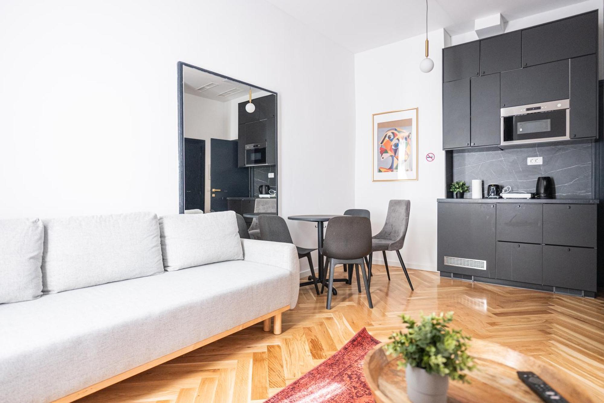Zest And Nest Apartments In The Center 자그레브 외부 사진
