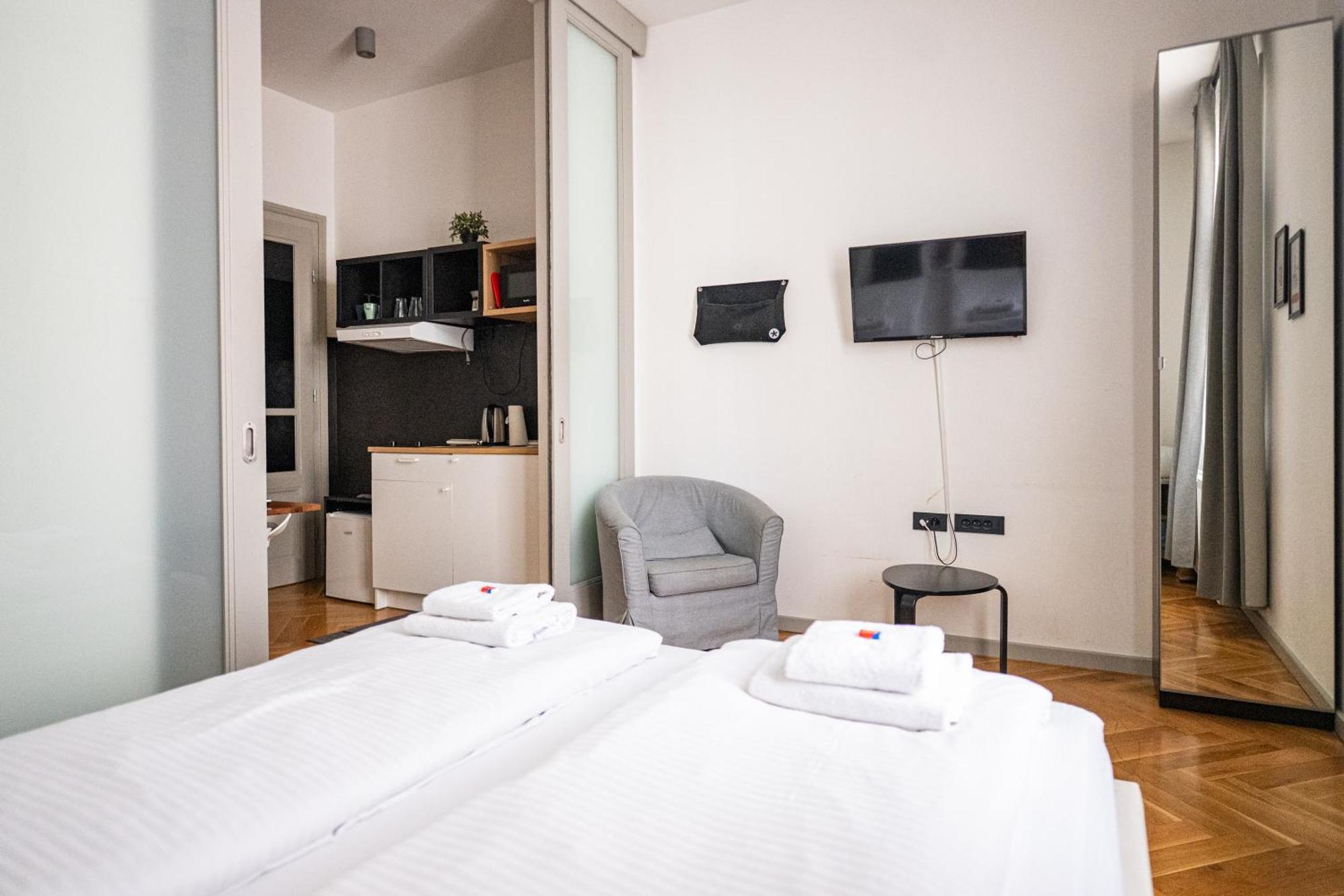 Zest And Nest Apartments In The Center 자그레브 외부 사진